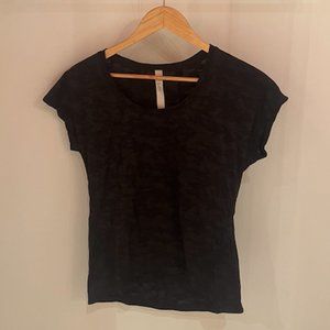 Lululemon Rise and Run Short Sleeve